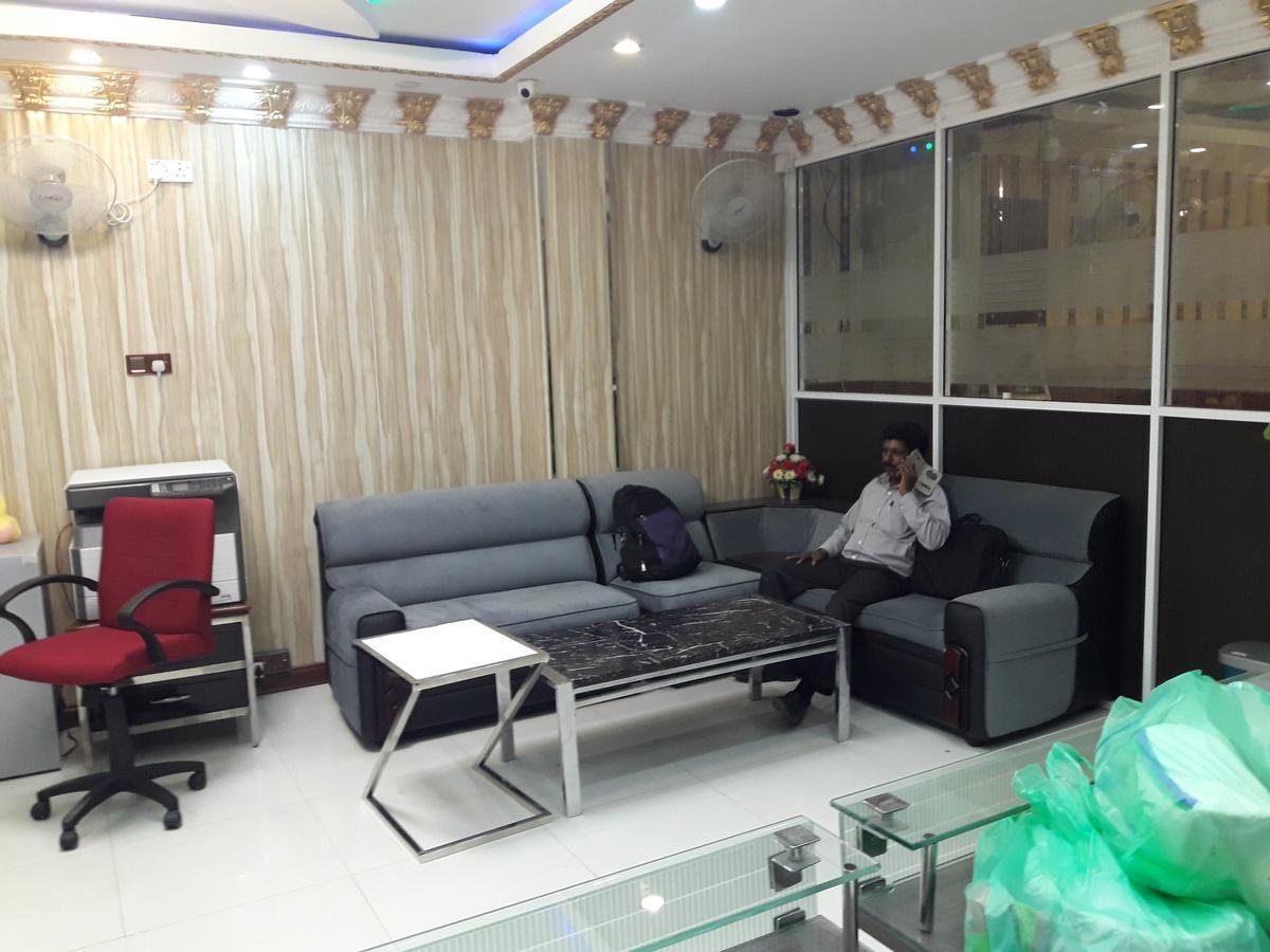 Global City Hotel Maligawatta المظهر الخارجي الصورة
