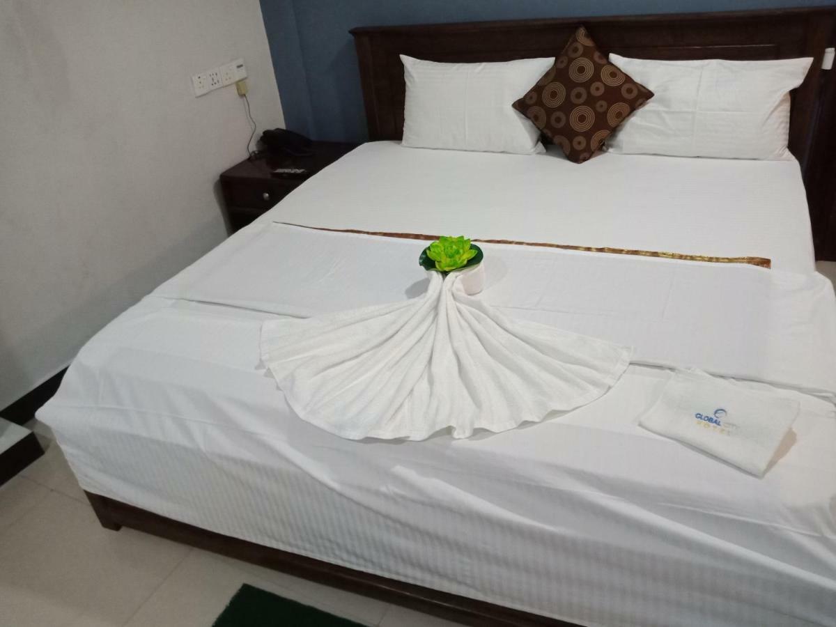 Global City Hotel Maligawatta المظهر الخارجي الصورة